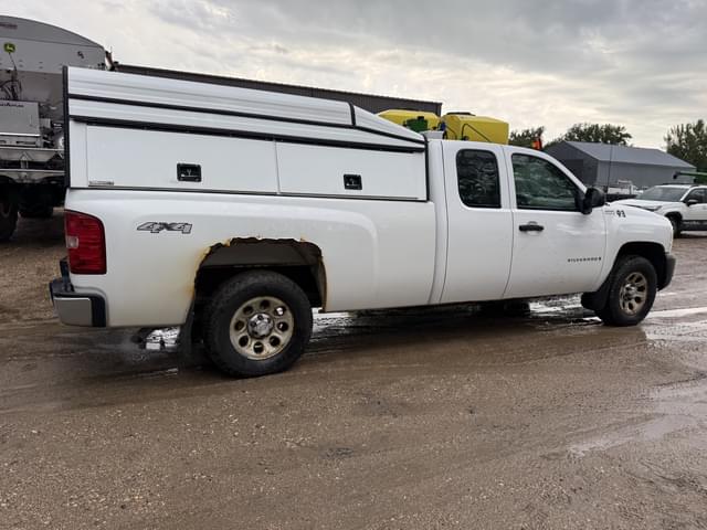 Image of Chevrolet 1500 equipment image 3