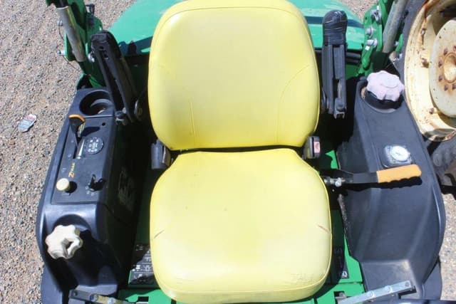 Image of John Deere 997 equipment image 4