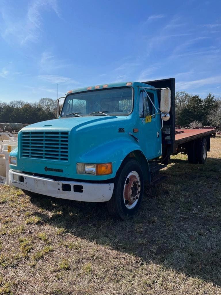 1997 International 4700 Equipment Image0