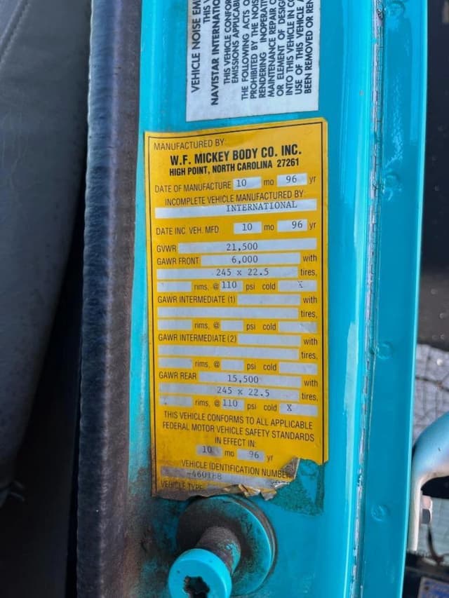 Image of International 4700 equipment image 1