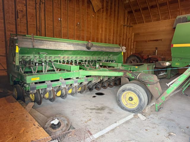 Image of John Deere 752 equipment image 1