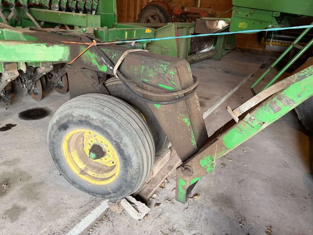 Image of John Deere 752 equipment image 3