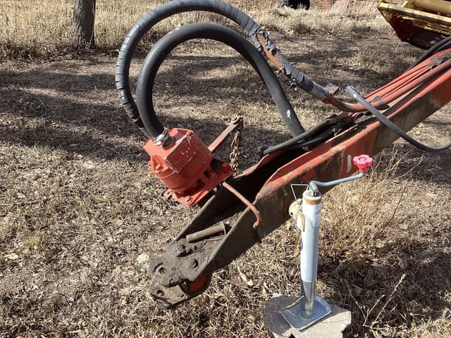 Image of New Holland 116 equipment image 1