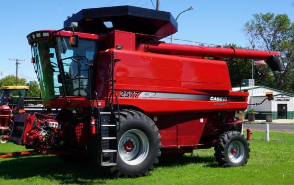 Main image Case IH 2577