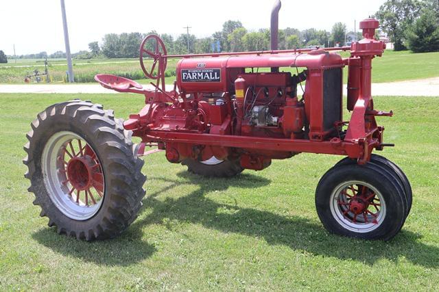 Image of Farmall F-20 equipment image 4
