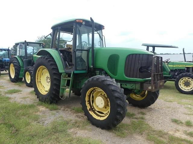 Image of John Deere 6715 equipment image 1