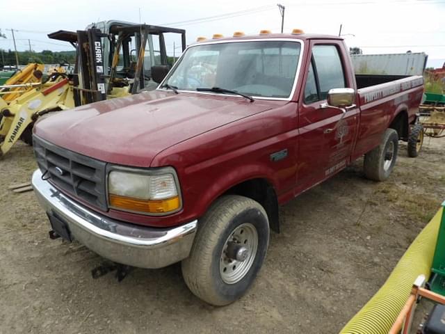 Image of Ford F-250 equipment image 2