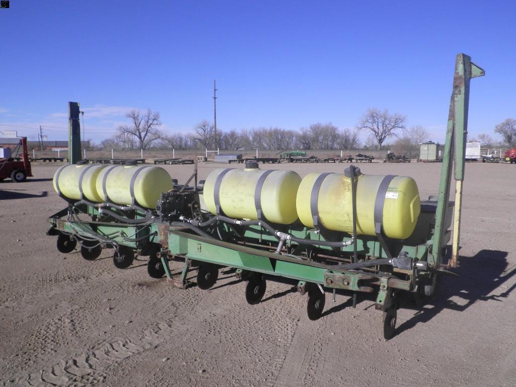 John Deere 7000 Equipment Image0