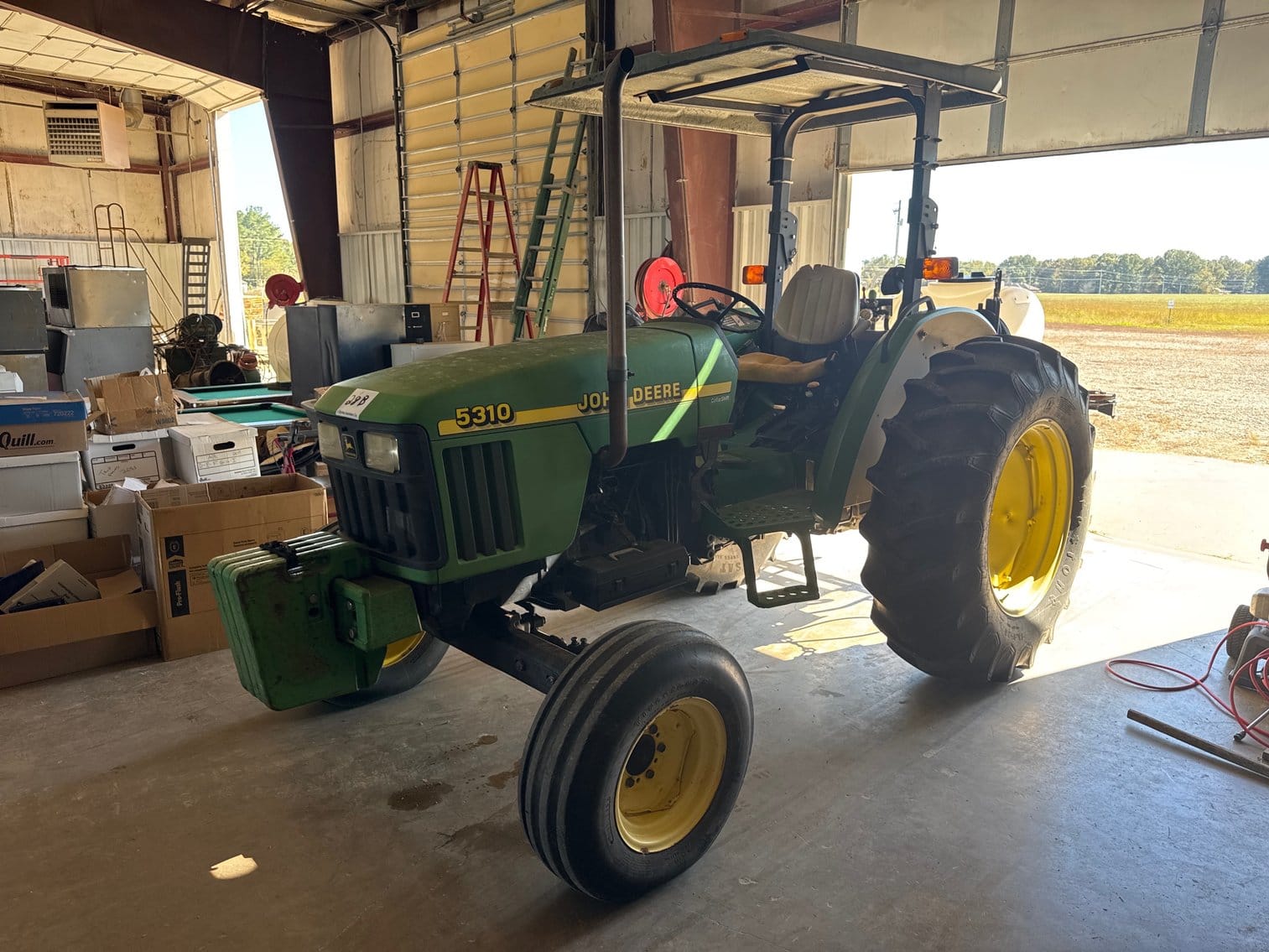 John Deere 5310 Equipment Image0