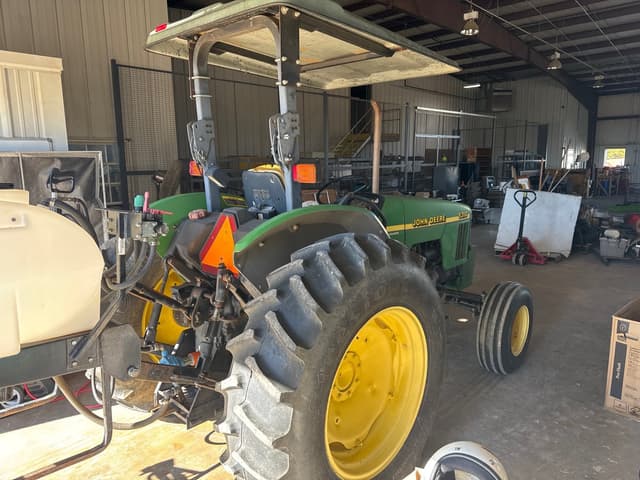 Image of John Deere 5310 equipment image 2