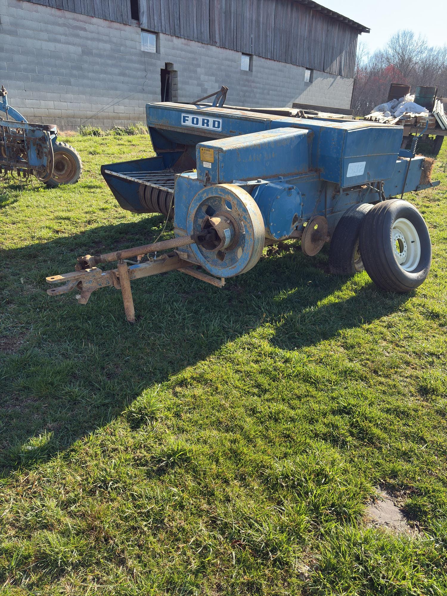 Main image Ford 532