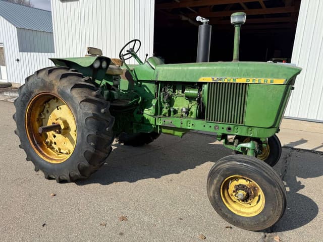 Image of John Deere 3020 equipment image 3