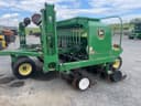 John Deere 1560 Image