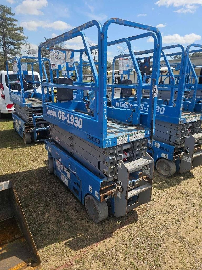 2019 Genie GS-1930 Equipment Image0
