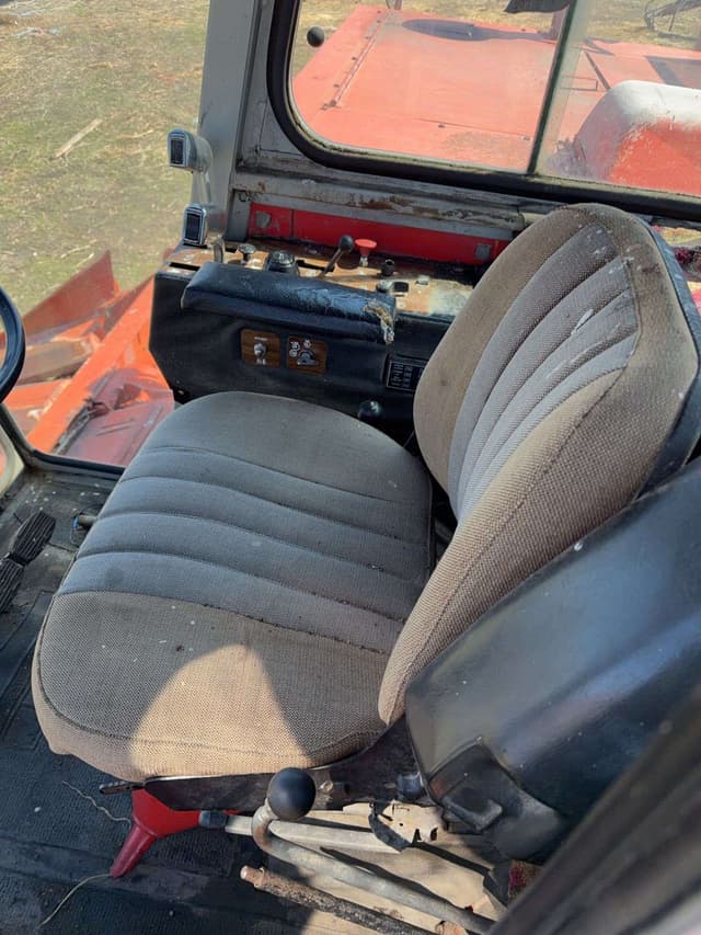 Image of Massey Ferguson 850 equipment image 2