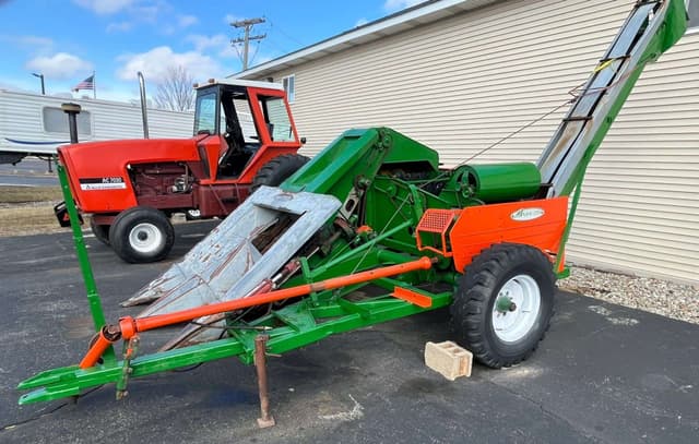 Image of New Idea 325 equipment image 1