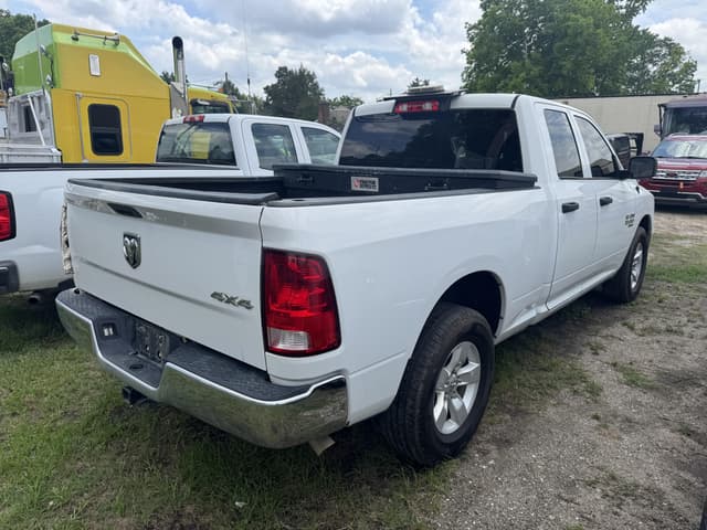 Image of Dodge Ram 1500 equipment image 2