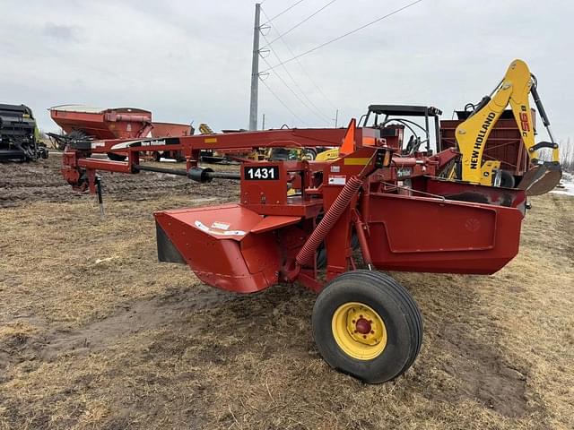 Image of New Holland 1431 equipment image 1