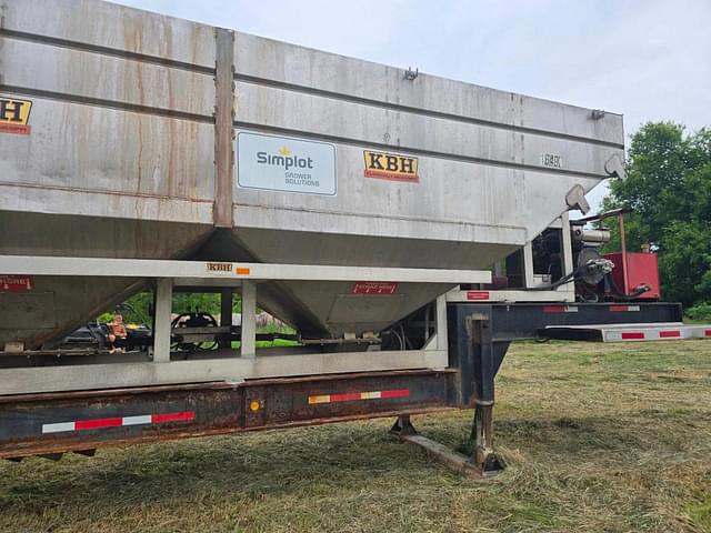 Image of KBH Fertilizer Chassis equipment image 1