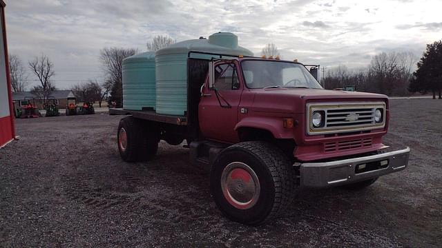 Image of Chevrolet C70 equipment image 1