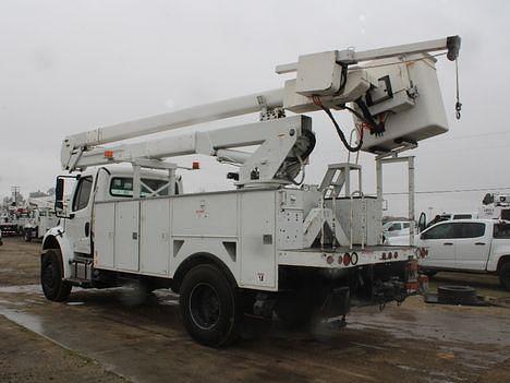 Image of Freightliner M2 equipment image 3