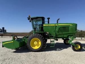 2014 John Deere W235 Image
