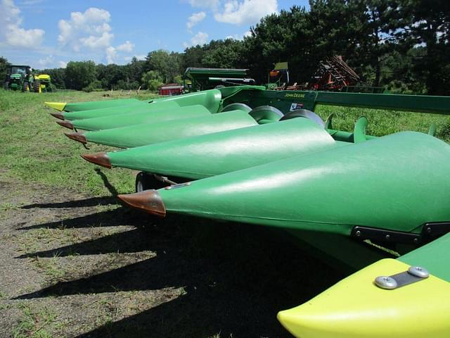 Image of John Deere C6R equipment image 1