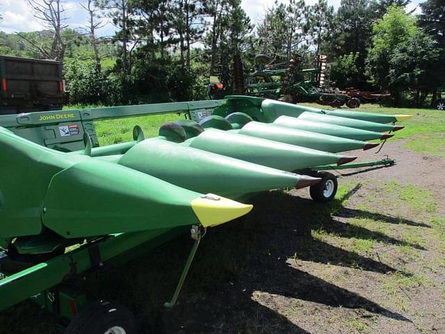 Image of John Deere C6R equipment image 3