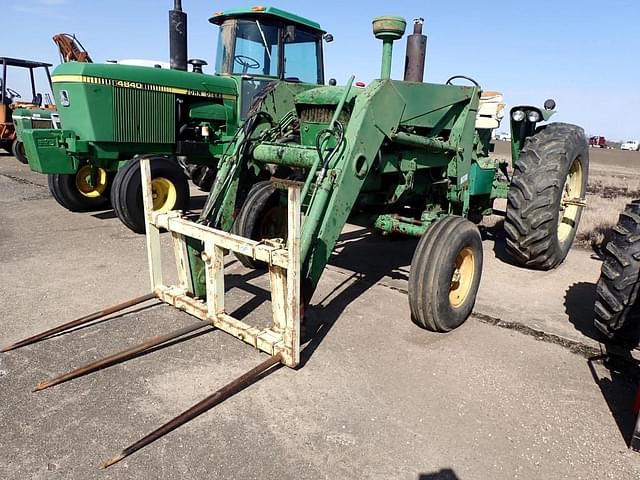 Image of John Deere 4020 equipment image 4