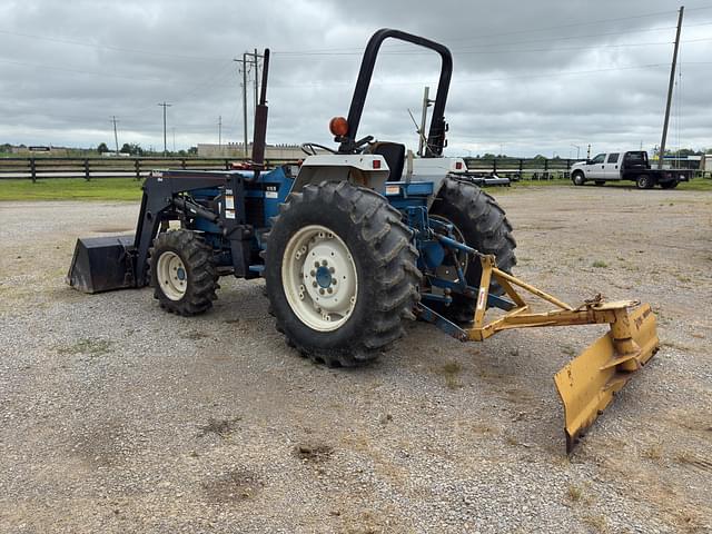 Image of New Holland 2120 equipment image 2