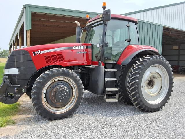 Image of Case IH Magnum 215 equipment image 2