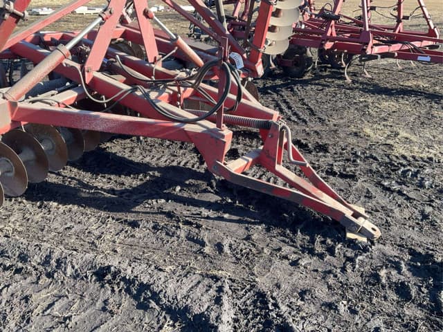 Image of International Harvester 490 equipment image 1