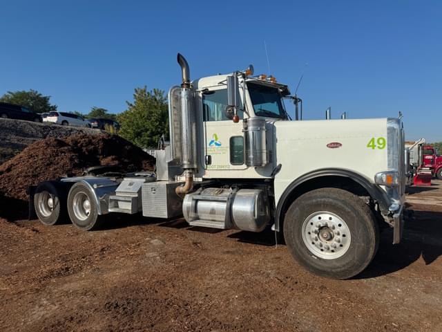 Image of Peterbilt 389K equipment image 3