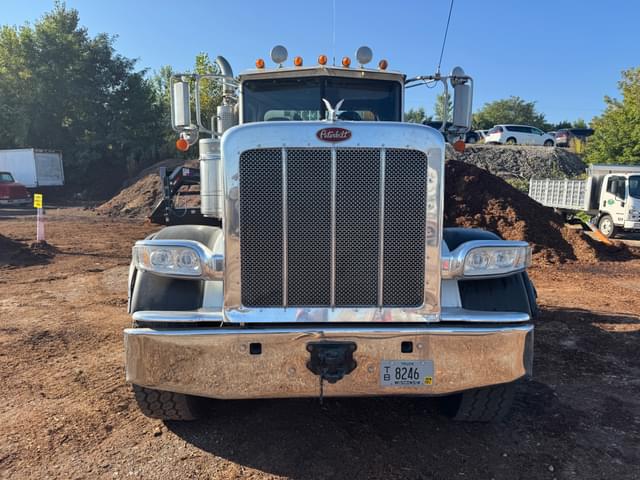 Image of Peterbilt 389K equipment image 1