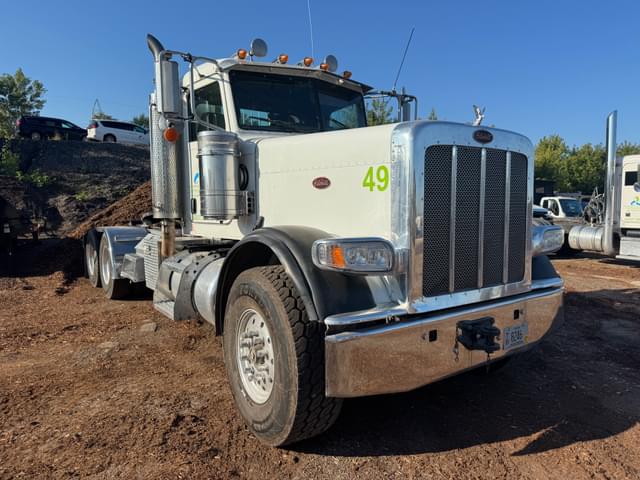Image of Peterbilt 389K equipment image 2