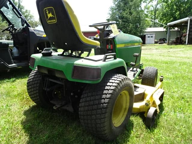 Image of John Deere 445 equipment image 3