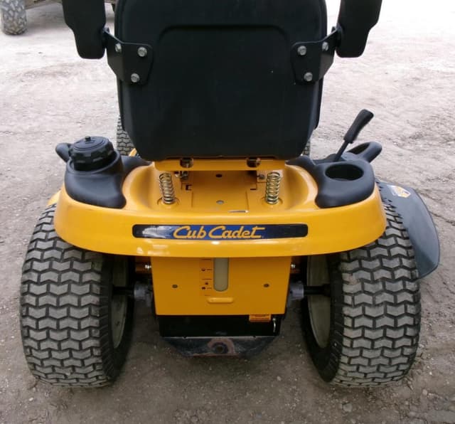 Image of Cub Cadet Super LT1554 equipment image 3