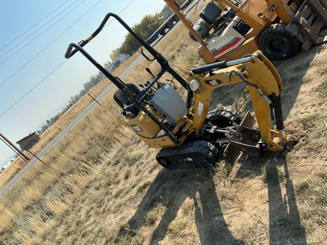 Image of Caterpillar 300.9D equipment image 2
