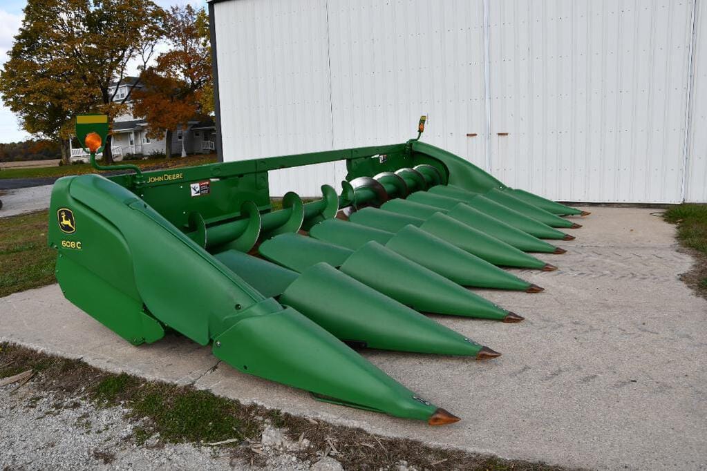Main image John Deere 608C
