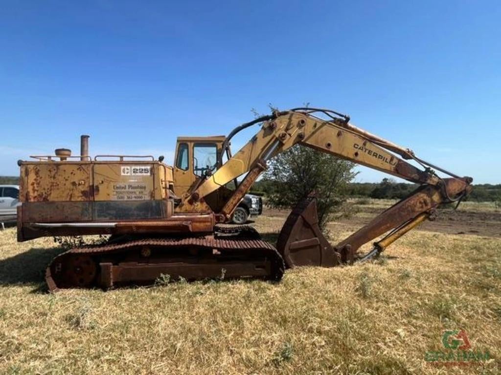 1975 Caterpillar 225 Equipment Image0