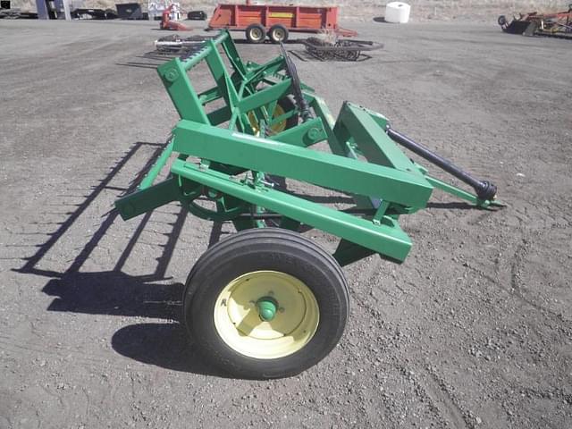 Image of Pequea 910 equipment image 4