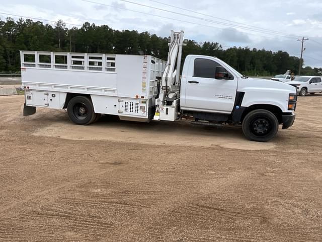 Image of Chevrolet 5500HD equipment image 3