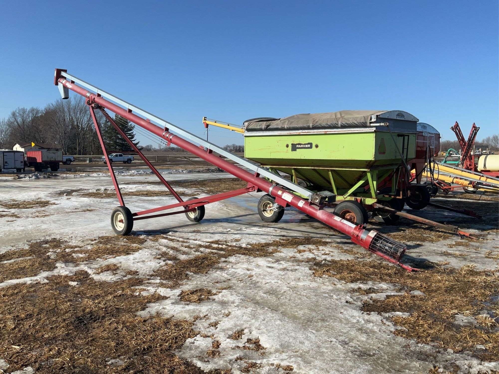 Sudenga 8x36 Equipment Image0