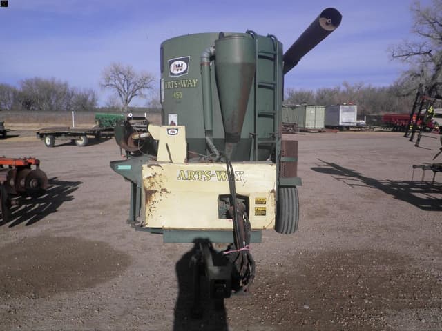 Image of Art's Way 450 equipment image 4