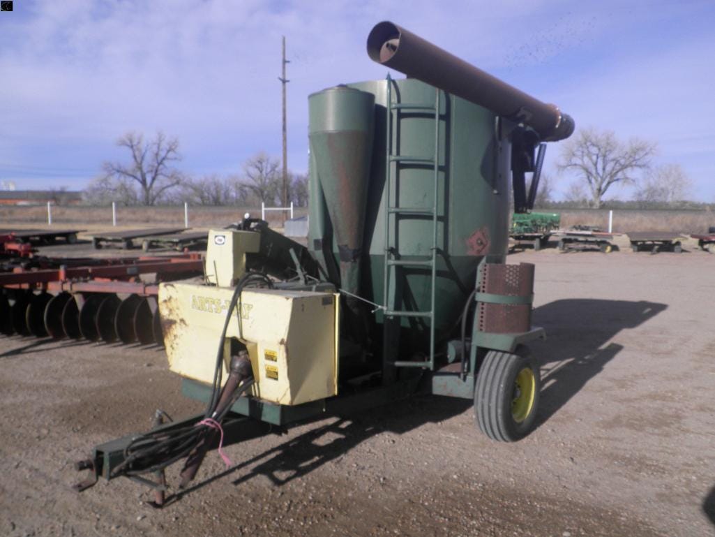 Art's Way 450 Equipment Image0