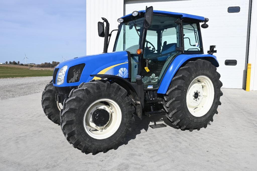 Main image New Holland T5060