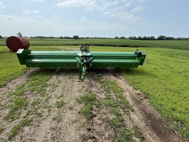 Image of John Deere 115 equipment image 4