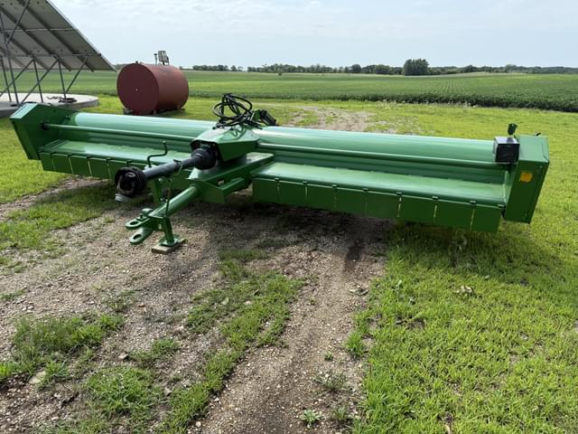Image of John Deere 115 equipment image 3