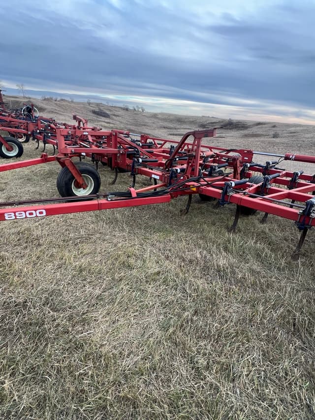 Image of Morris 8900 equipment image 2