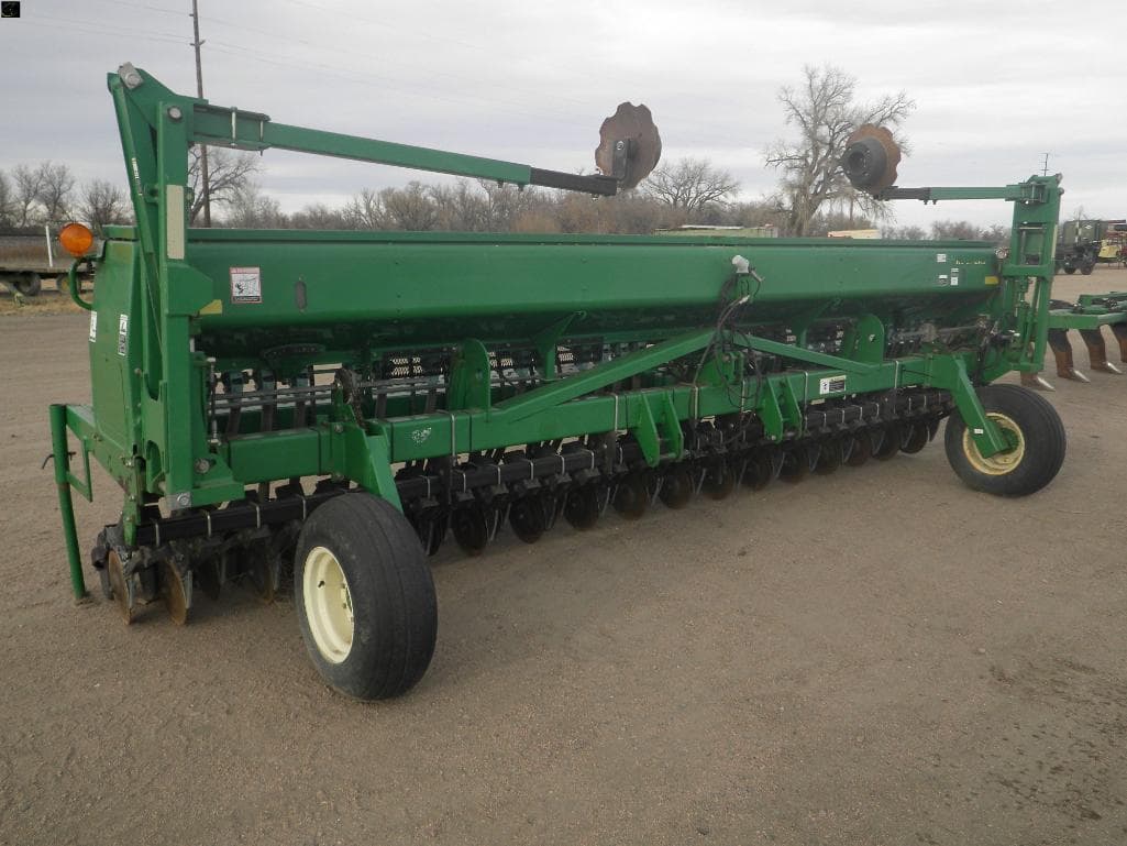 Image of John Deere 1520 Primary image